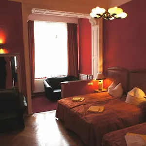 2* Hotel Elite